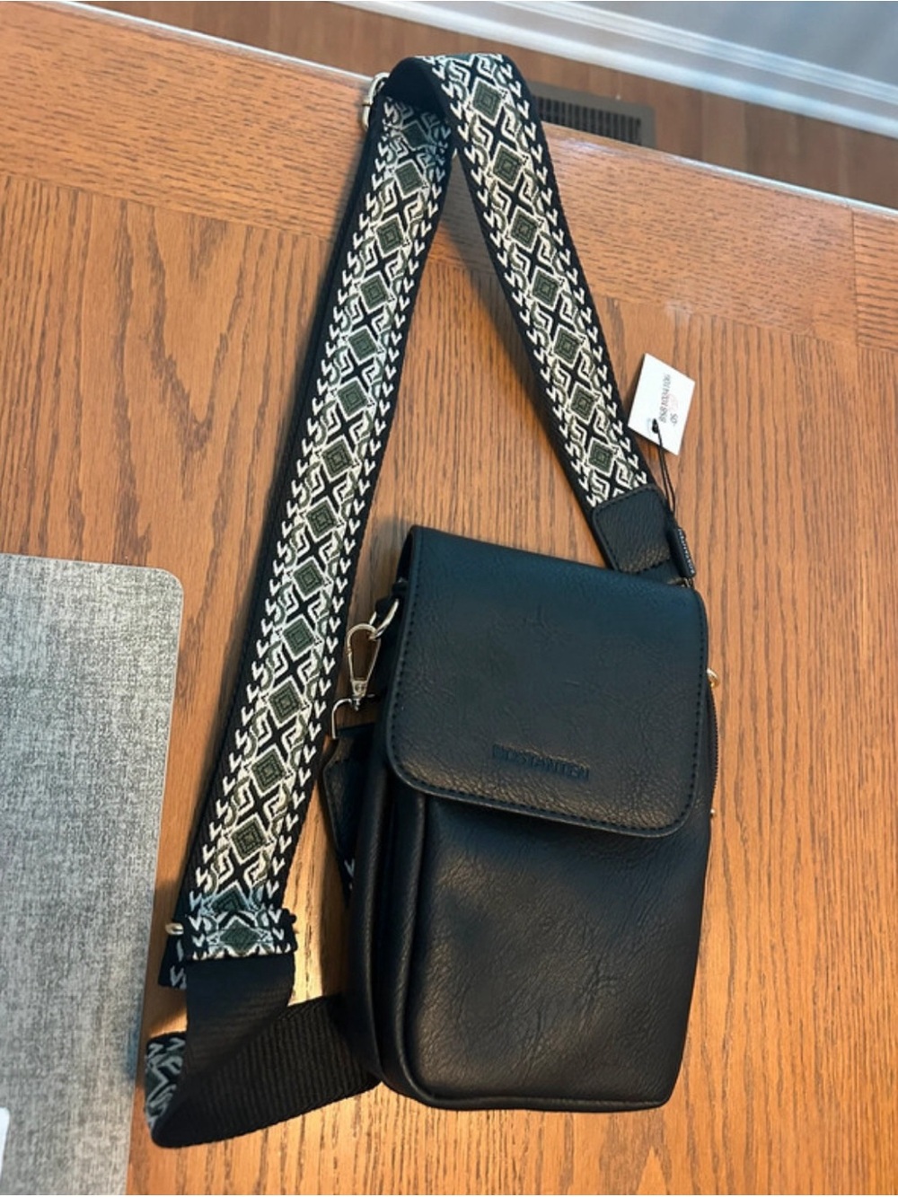 Bostanten crossbody bag
